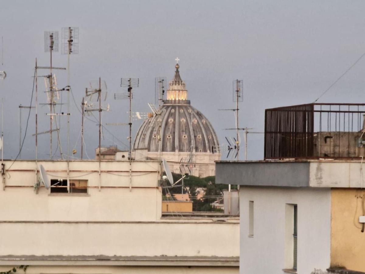Saint Peter Vatican City Confortable Apartament Stellasia Casa Vacanza Rom Exterior foto